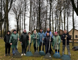 Руководство и сотрудники главного управления юстиции Миноблисполкома приняли участие в республиканском субботнике.